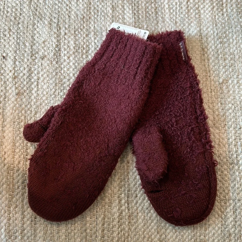 Lululemon Women's Ombre Knit Textured Mittens M/L NWT